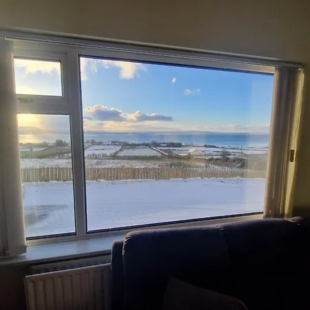 Hillhead's Sea View Escape Moville