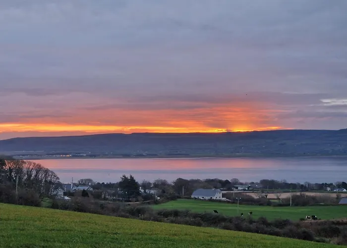 Hillhead's Sea View Escape Ferienhaus *