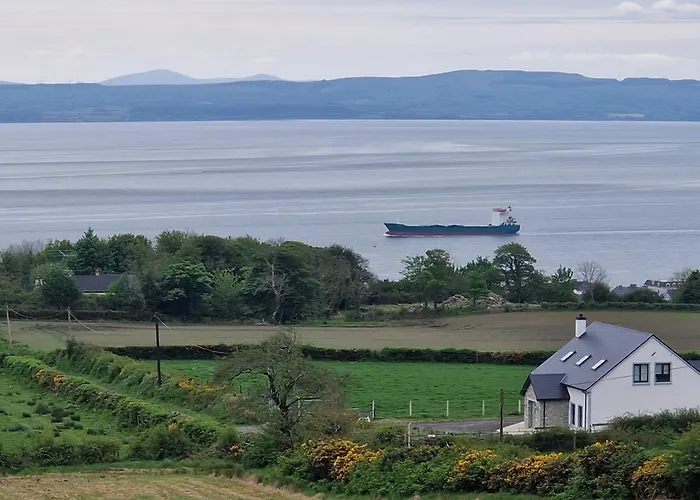 Hillhead's Sea View Escape *